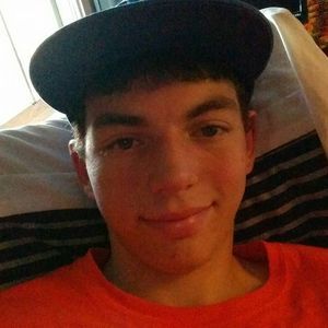 Meet your Posher, Kenneth